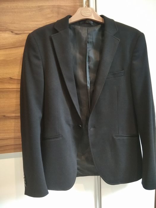 Czarna dzianinowa marynarka młodzieżowa rozm.S (46)ozdobne łaty