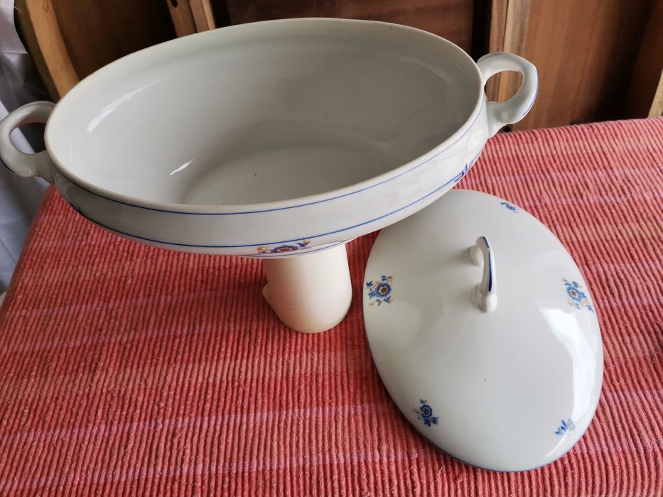 Terrina antiga loiça de Coimbra