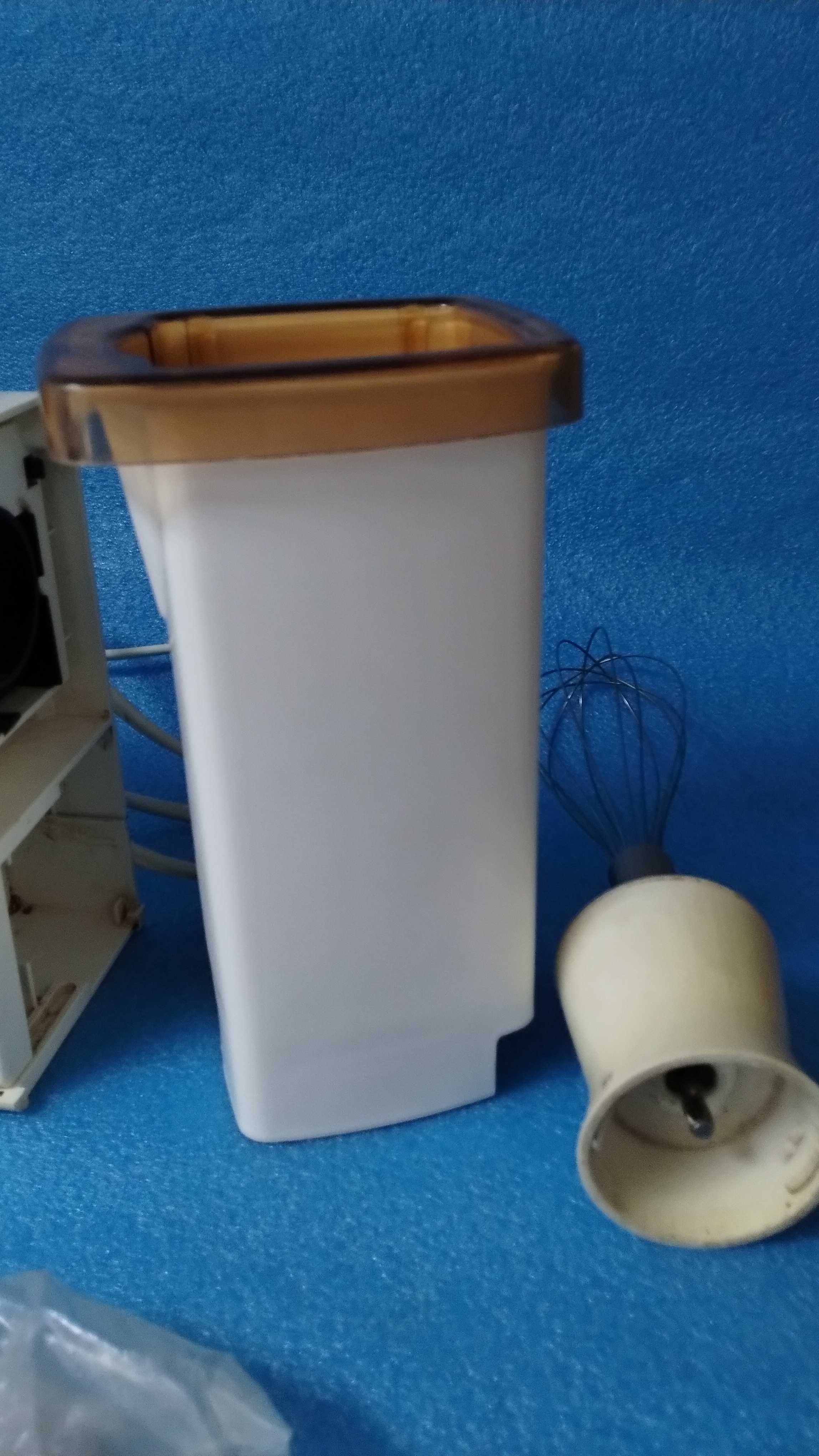 Robot Kuchenny z PRL-u