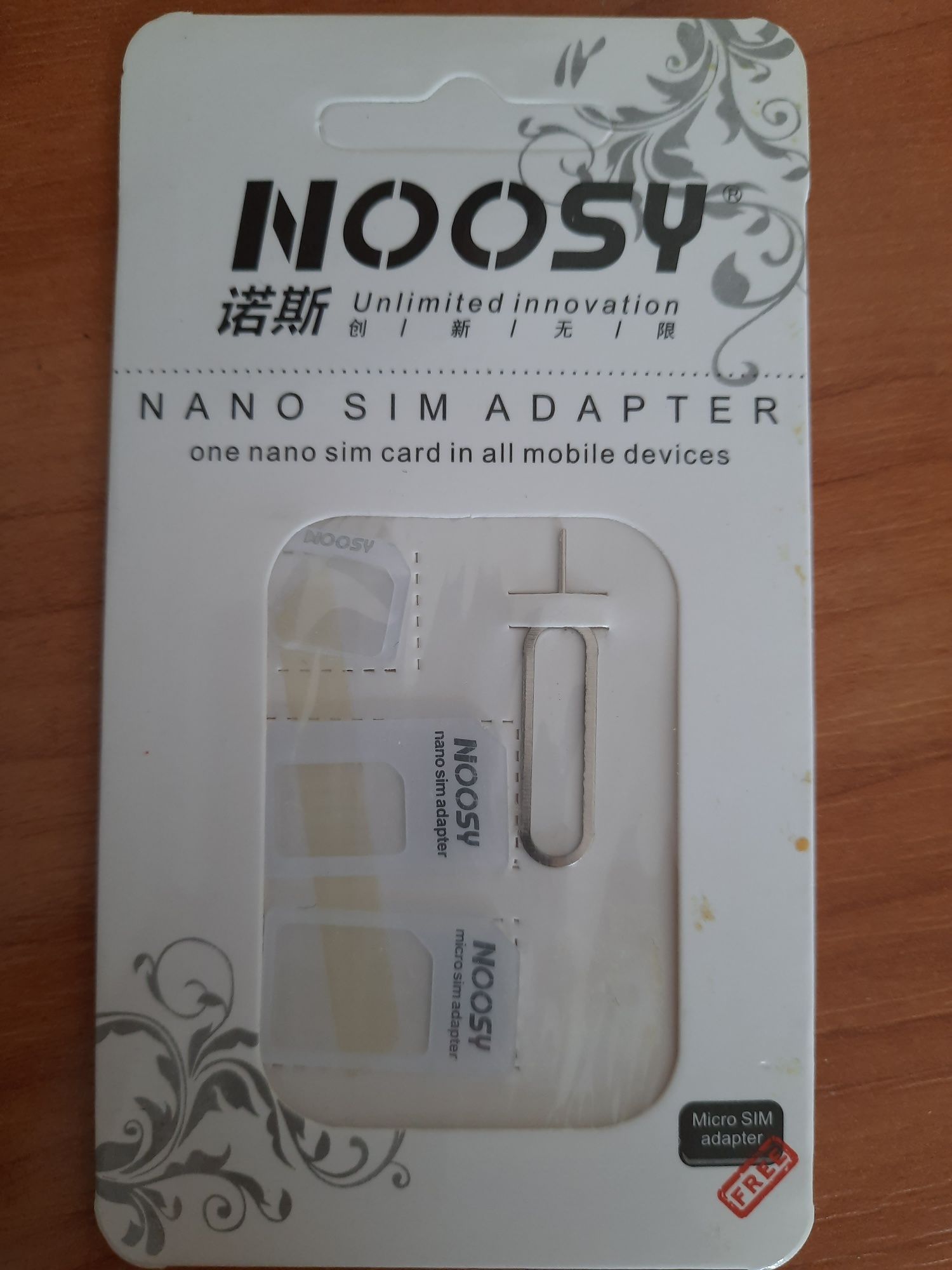 Zestaw adapterów SIM + igła do tacki