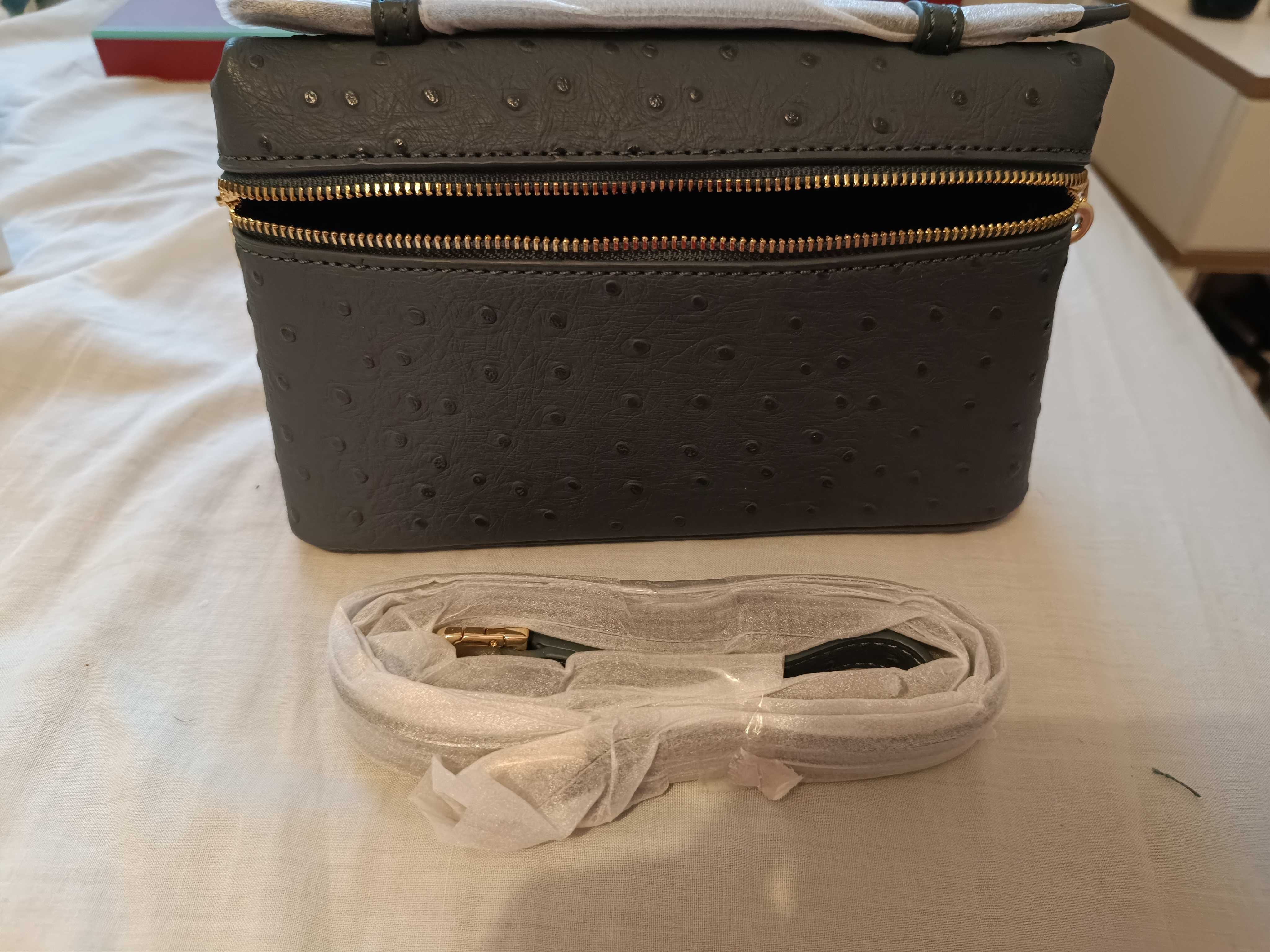 Bolsa senhora tipo pochete