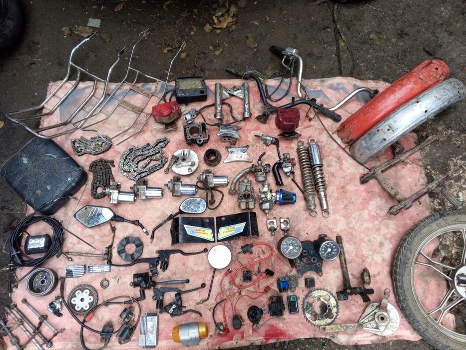 Запчасти двигателя мопеда дельта, альфа, вайпер актив и советских ижей