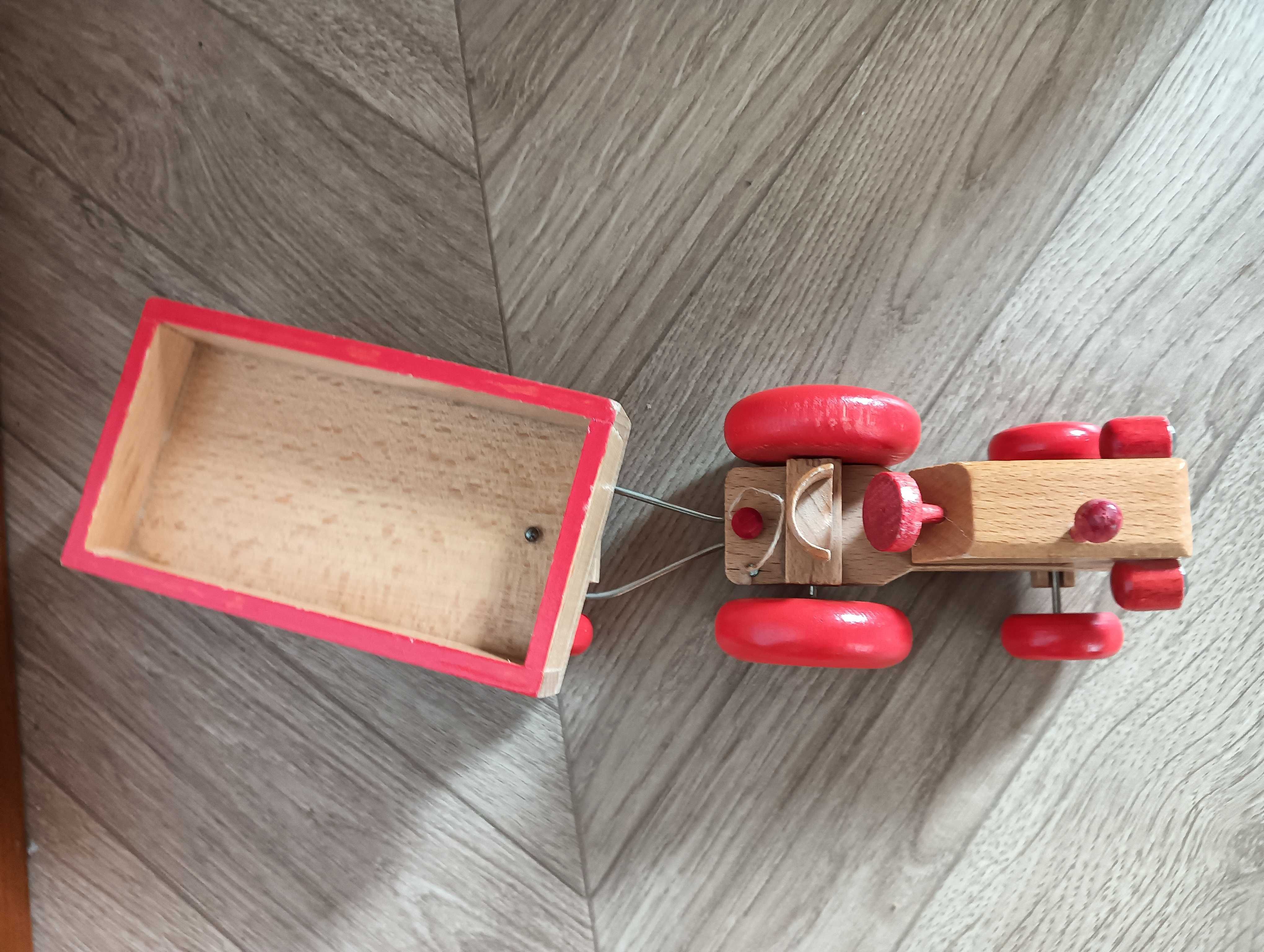 Drewniany traktor traktorek z przyczepką