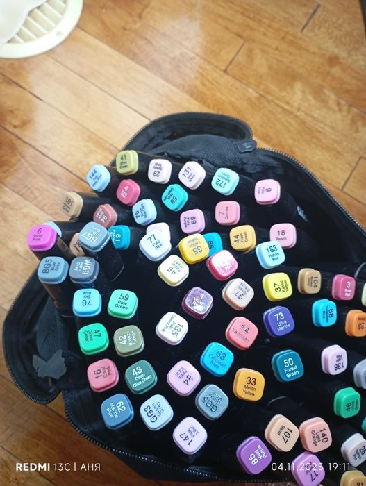 Маркери Touch  майже нові