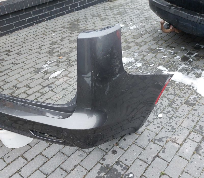 Chrysler Voyager zderzak tył