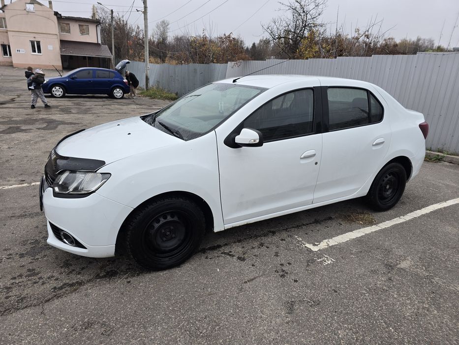 Продам Рено логан