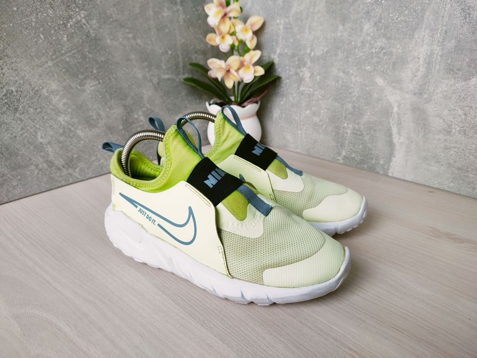 Кроссовки Nike Flex Runner 2
