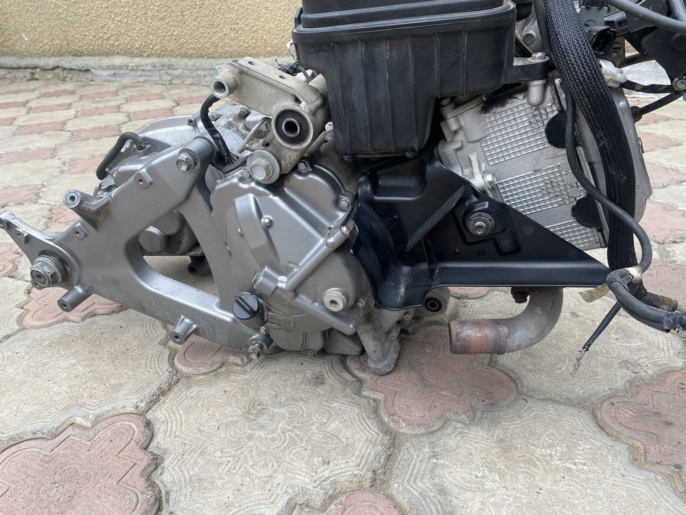Мотор двигатель Suzuki Burgman Skywave 400cc 2007-2016 год