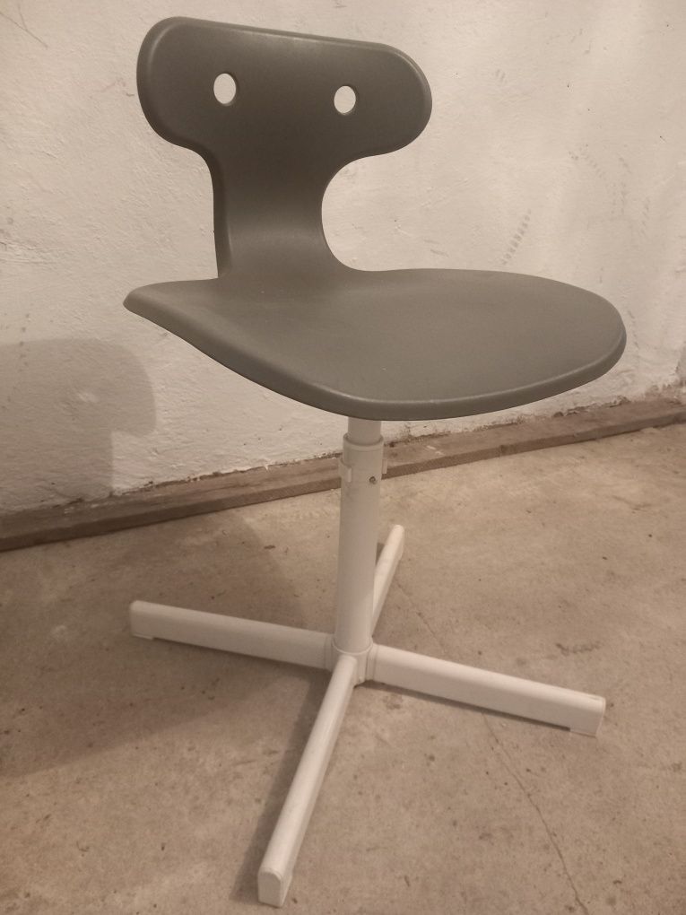 Krzesło obrotowe, dziecięce  IKEA-regulowane
