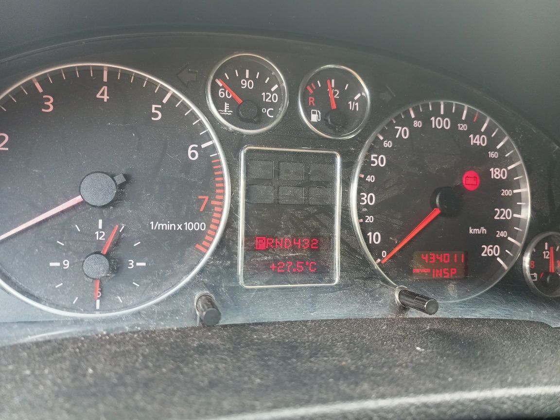 Audi A6 C5 2.8 v6 mazda MPV