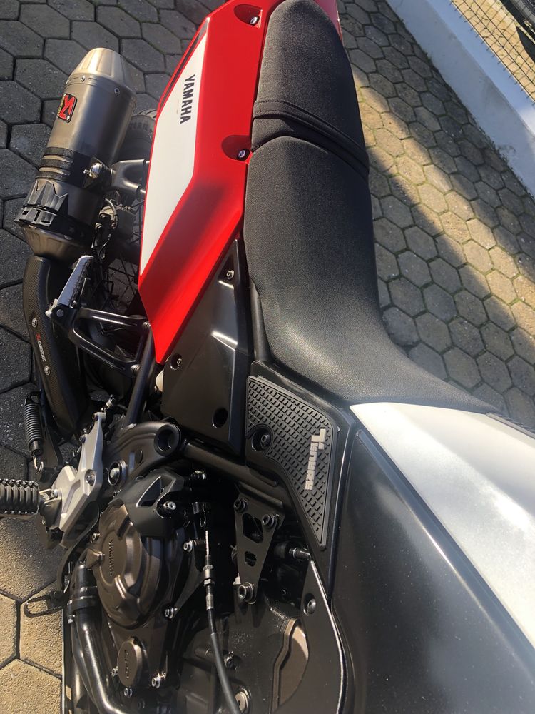 Tenere 700 como nova