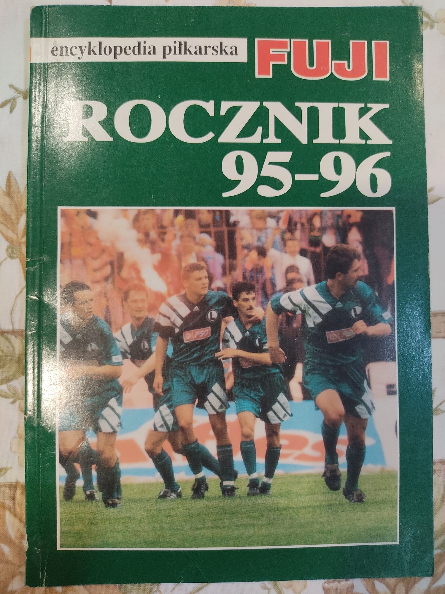 Livro polaco sobre época 1994 . 1995