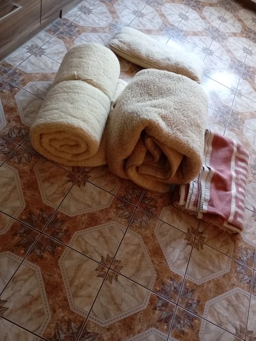 Grube koce trzy sztuki