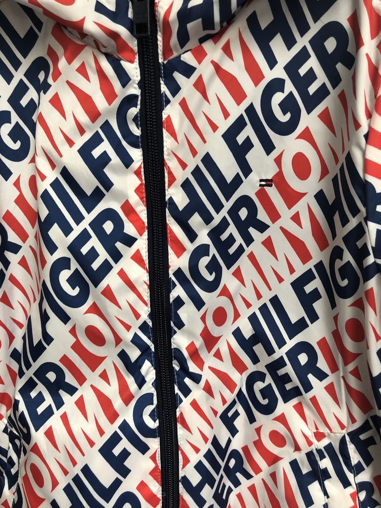 Dwustronna,chłopięca wiatrówka Tommy Hilfiger, 7 lat. NOWA!