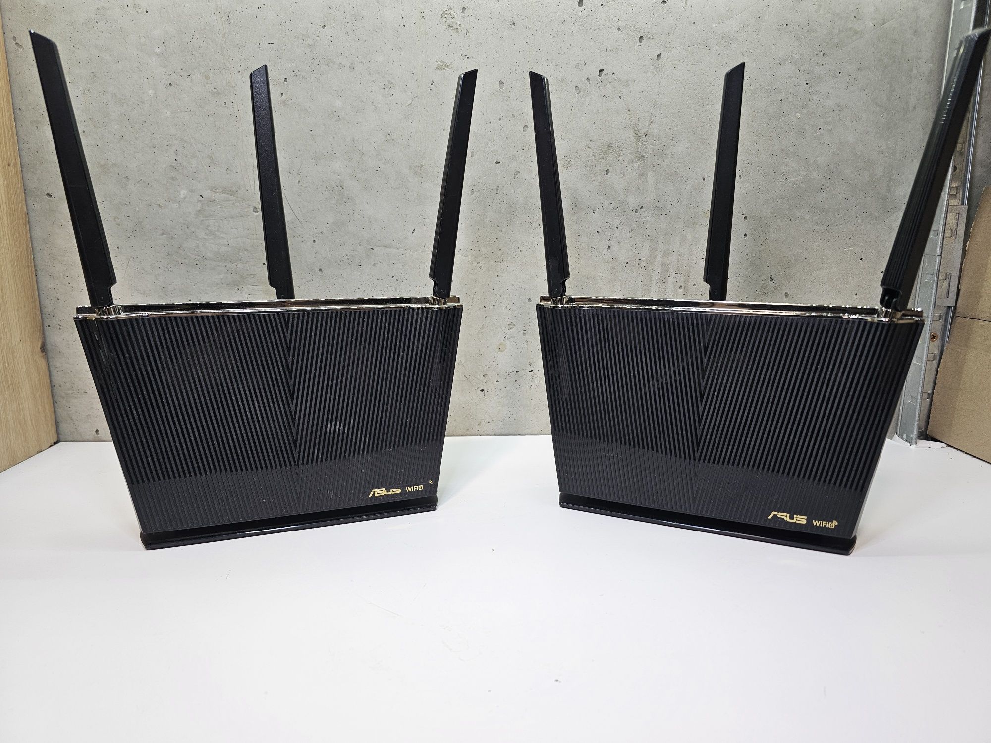Бездротовий маршрутизатор (роутер) ASUS RT-AX68U