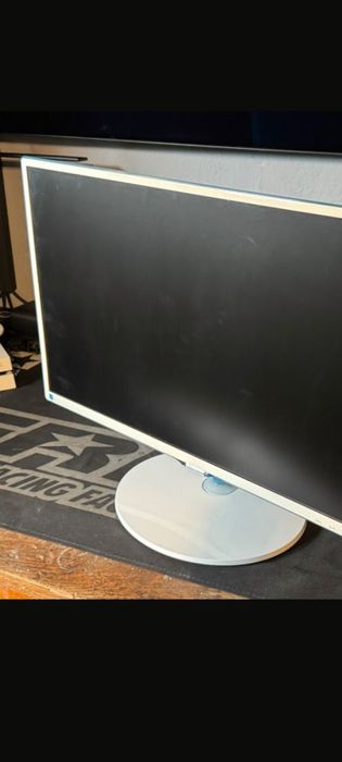 Монітор samsung 27 дюймів,ігровий.