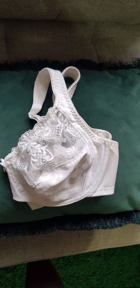 Biały biustonosz Ava 85b