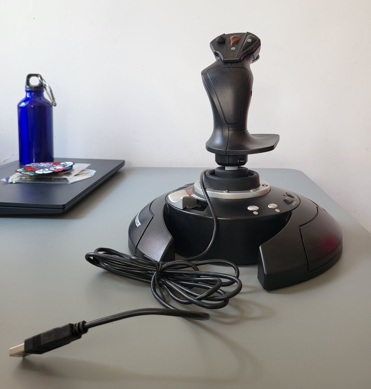 Joystick Thrustmaster T-Flight Stick X