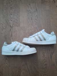 Adidas Superstar