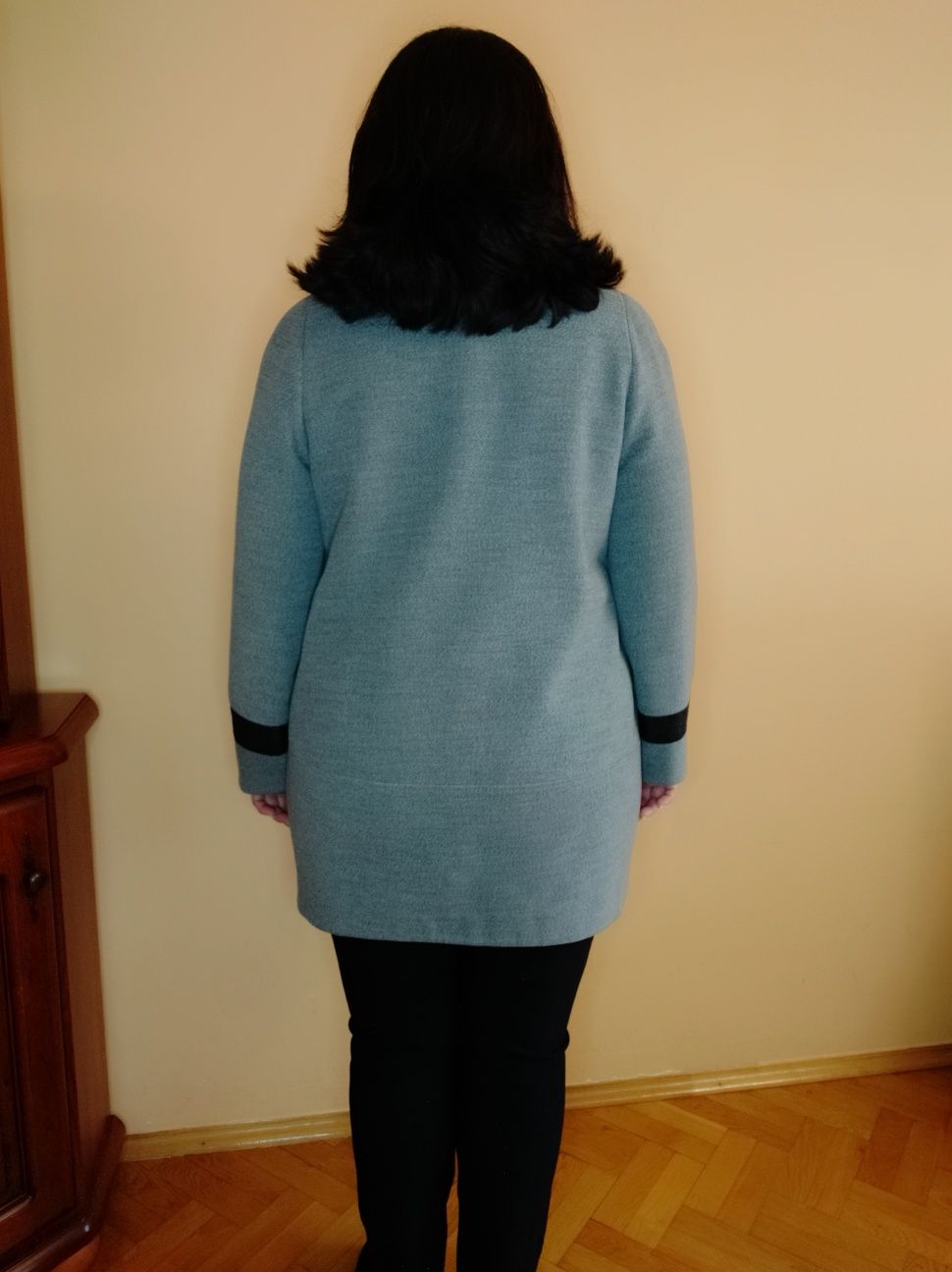 Пальто жіноче 54-56 розміру