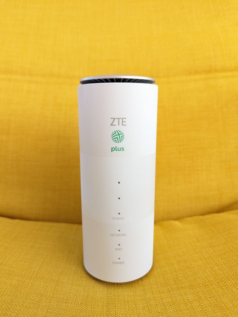 ZTE MC888 modem router CPE 5G LTE WiFi 6 ax