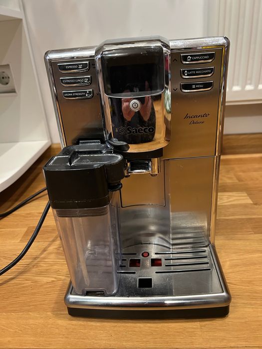 кавомашина б/у Saeco Incanto De Luxe