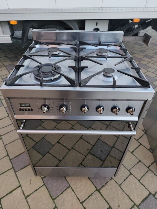 Професійна газова плита Smeg