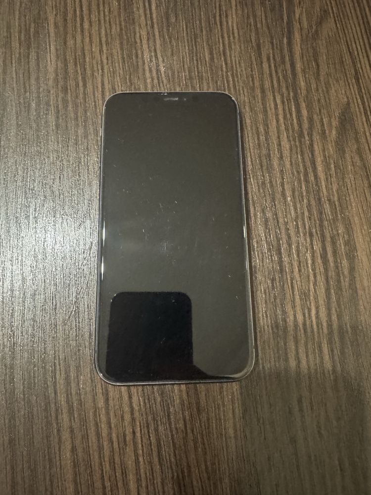 Iphone 11  майже як новий