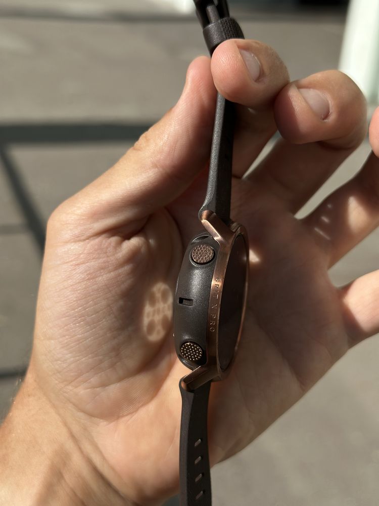 Смарт-годинник Polar Grit X Pro (90085775) з повною комплектацією