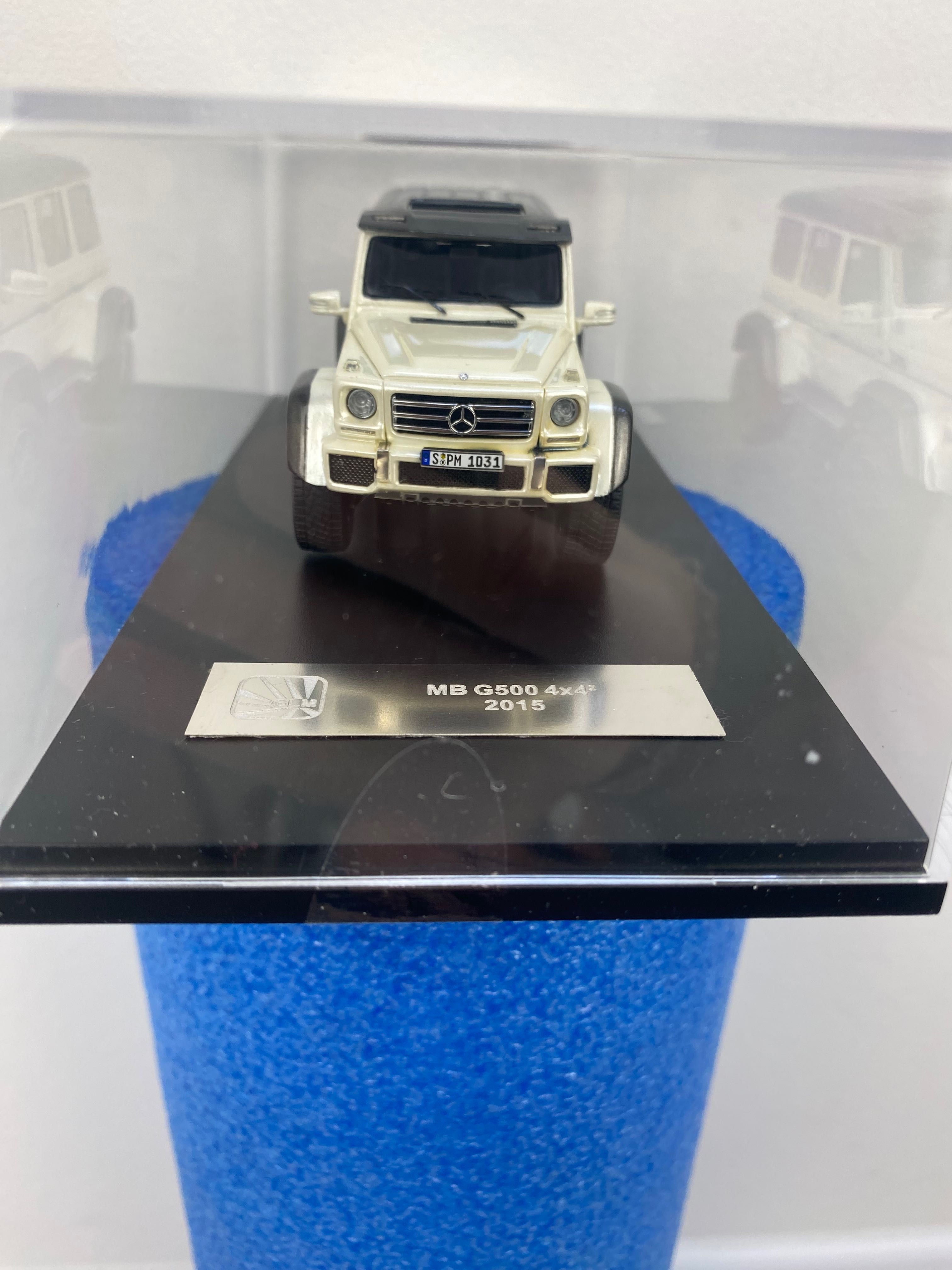 1:43 GLM Mercedes Benz G500 4x4