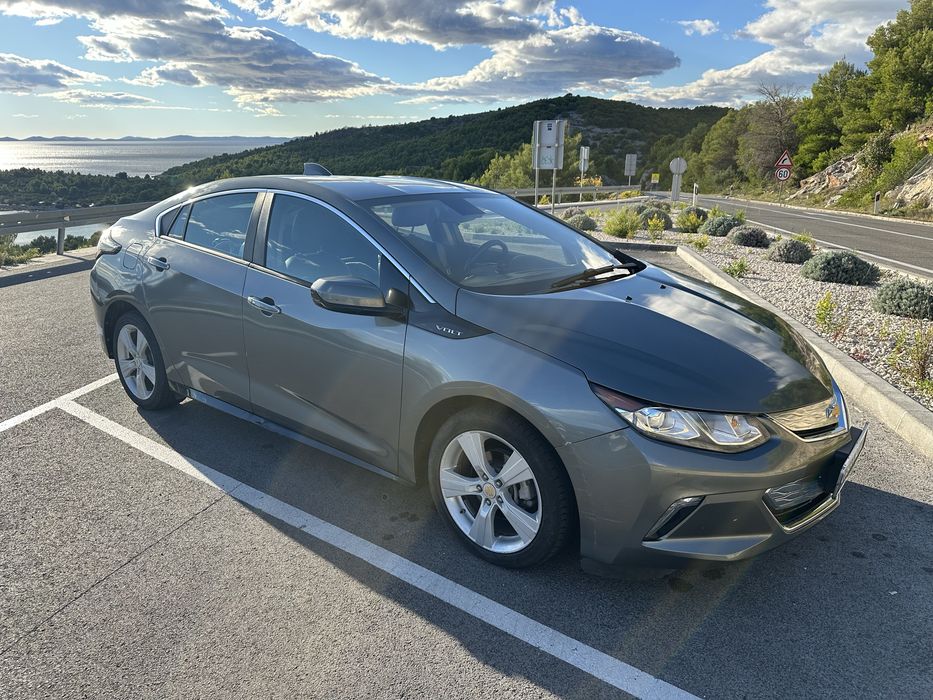 Chevrolet Volt 2017 року