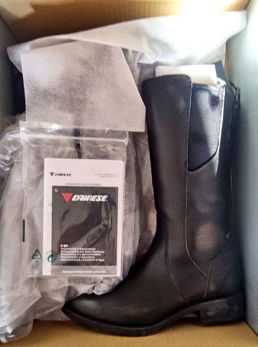 Botas cano alto pele Dainese