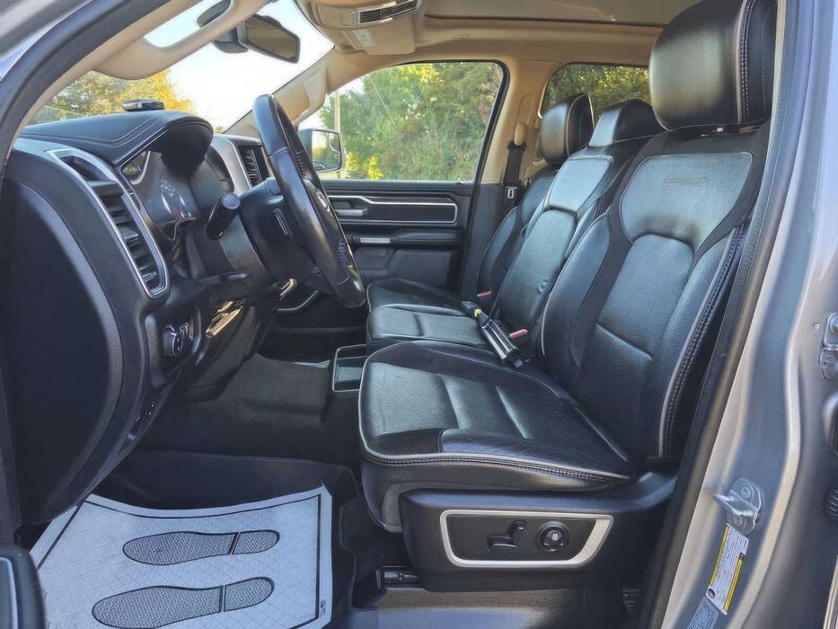 RAM 1500 Laramie      2020