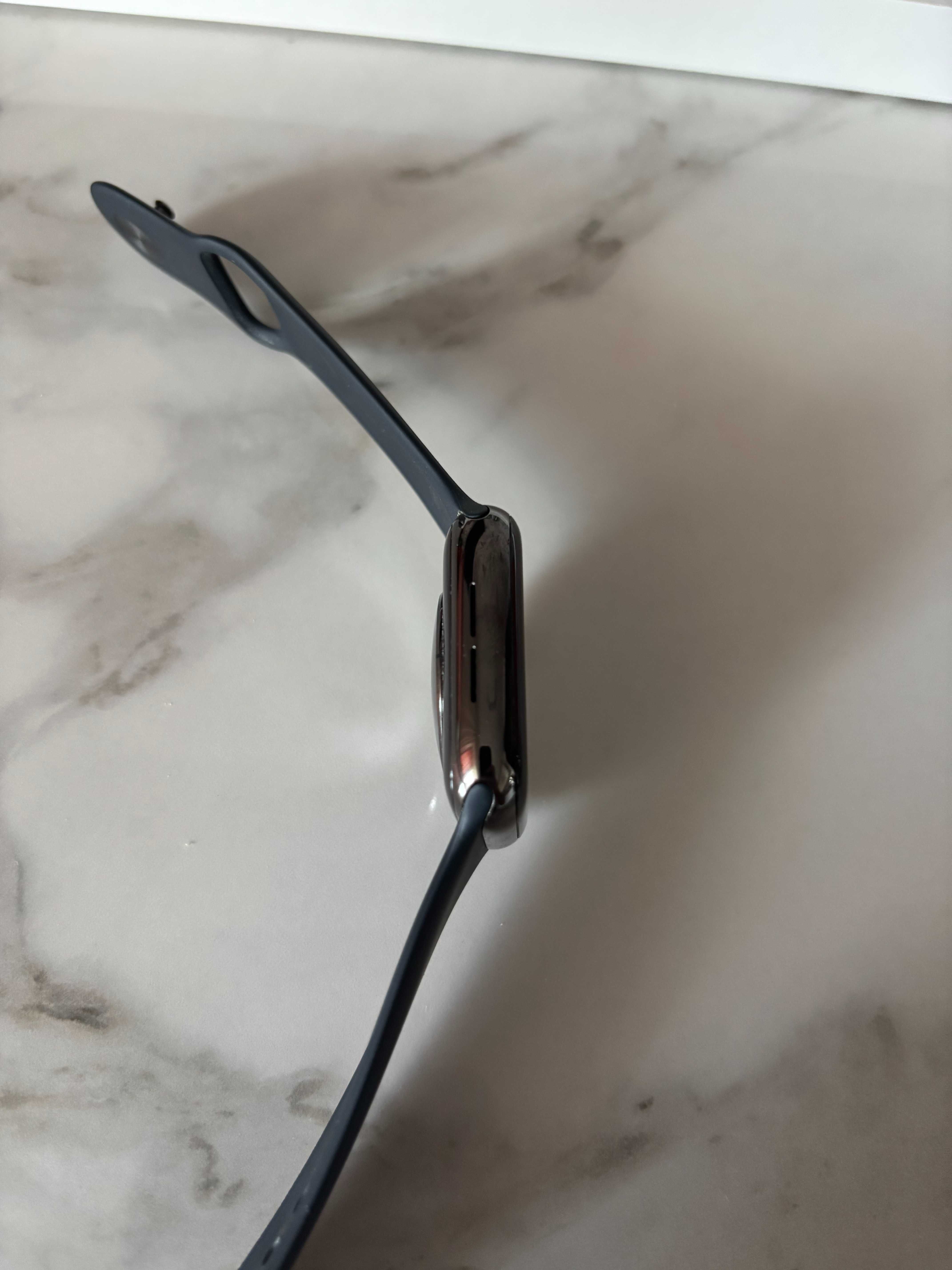 Apple Watch Series 6 Stainless Steel 44mm (Graphite) + 2 ремінця