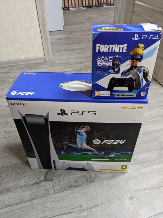 Sony PlayStation 5 два джойстика