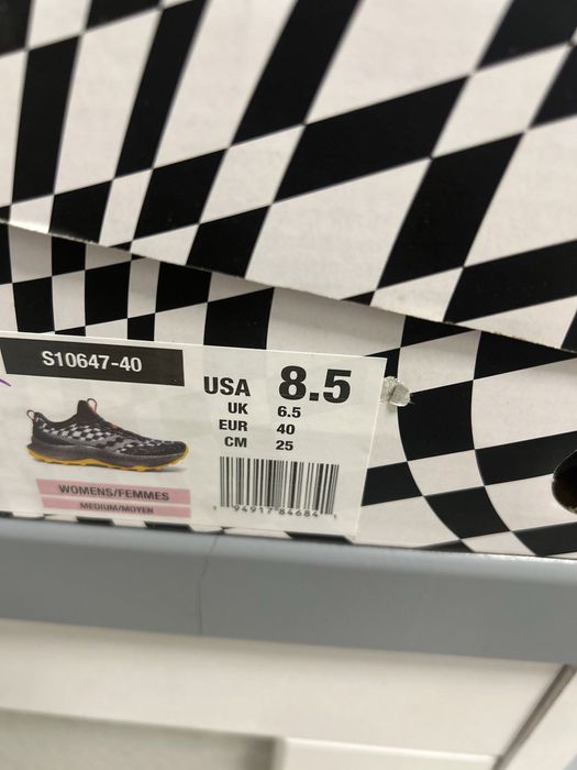 Кросівки Saucony Endorphin Trail S20647-40