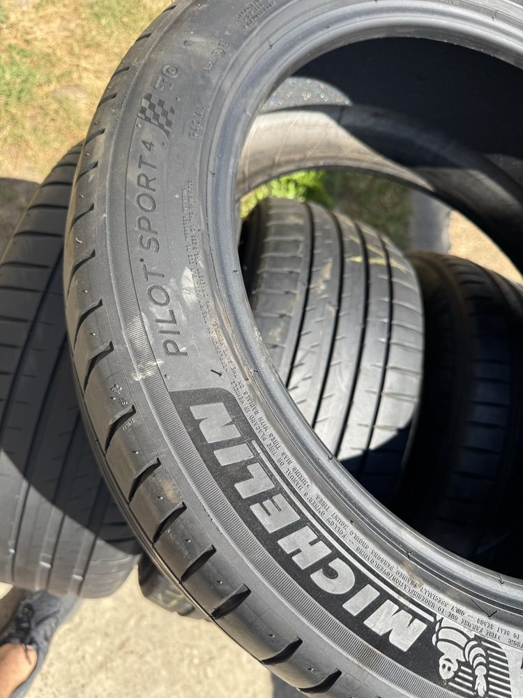 235/45R18 Michelin Pilot Sport 4
