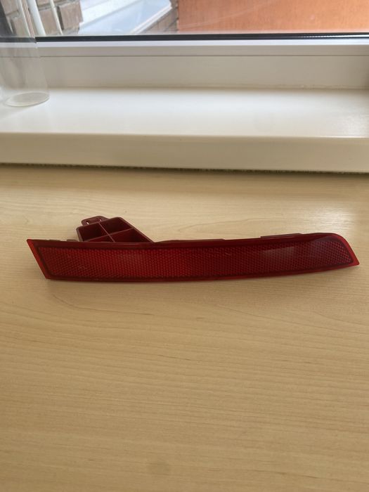 Відбивач катафот заднього бампера, R, BMW X 7