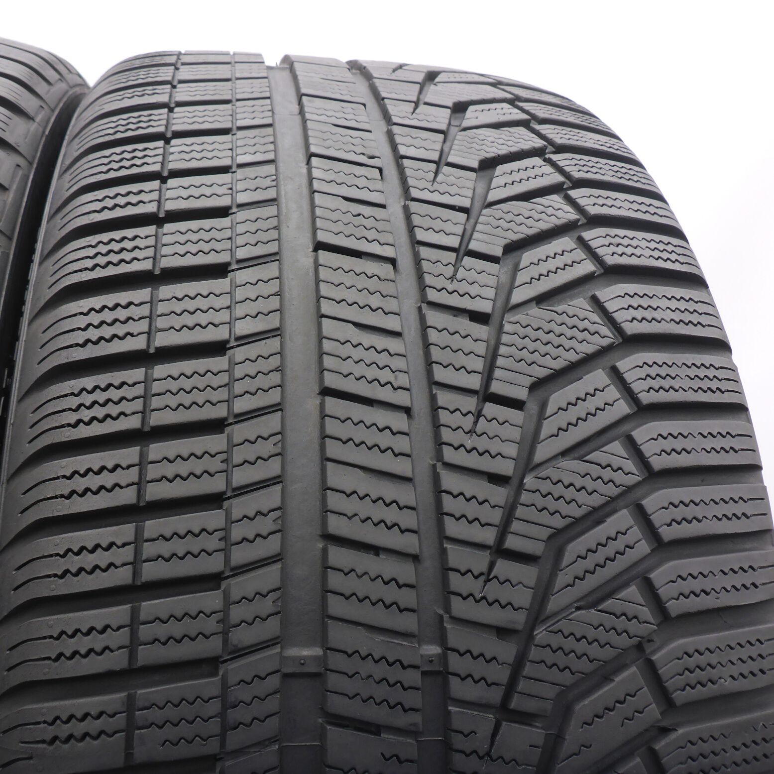 Opony 255/35/19 Hankook 255/35R19 96V XL evo2 W320 Zimowe 2019 6,8mm