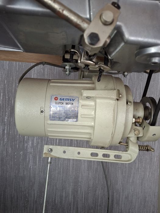 Пром. Швейна машинка безпосадочная