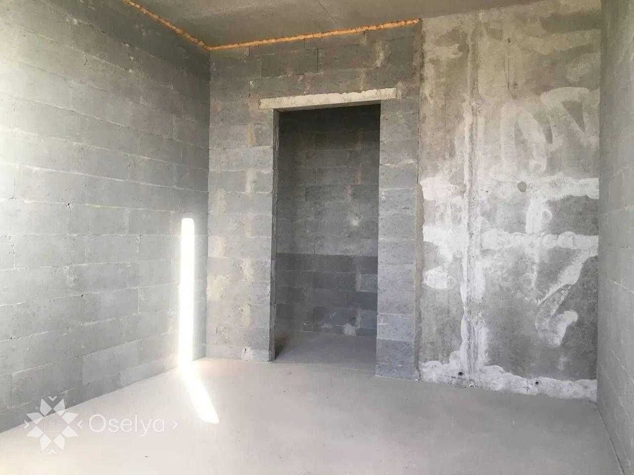 Продаж 2-кім квартири 76м² в ЖК Варшавський плюс