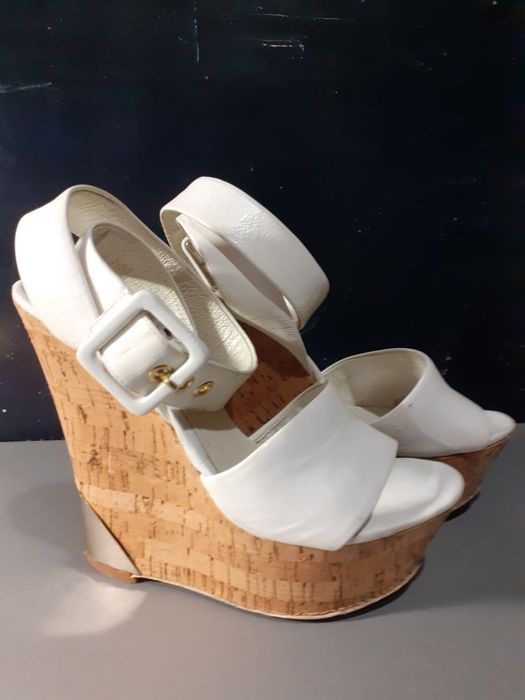 Босоножки 36 размер 600 грв  Николаев