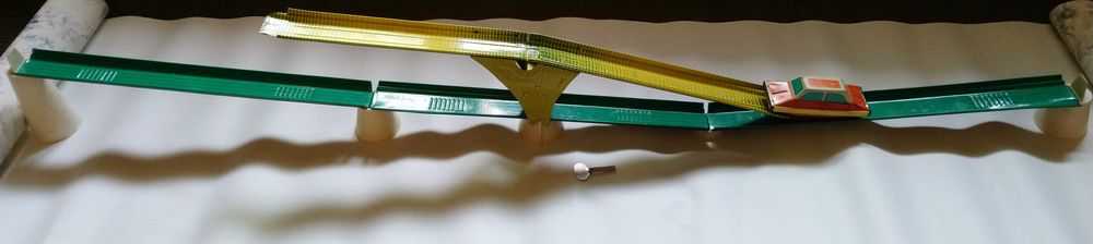 Игрушка Эстакада СССР. Заводная. Киевский завод им. Ватутина