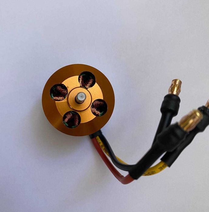 Безколекторний мотор A2212 10Т 1400KV(200 грн).