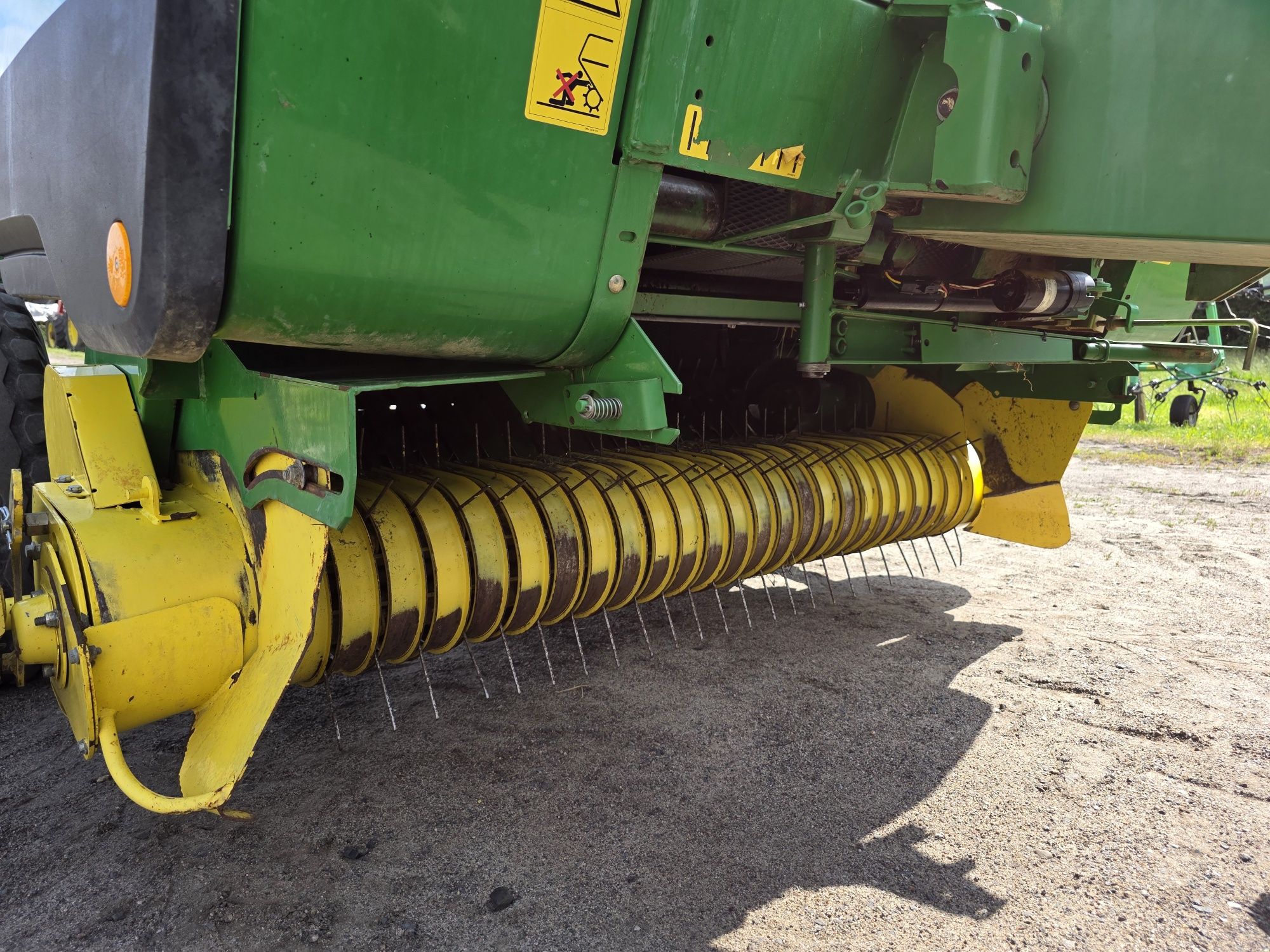 Prasa John deere 572