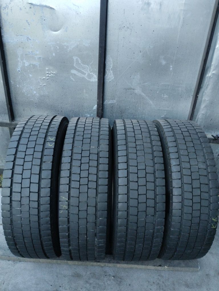 Продам шини 235/75R17,5