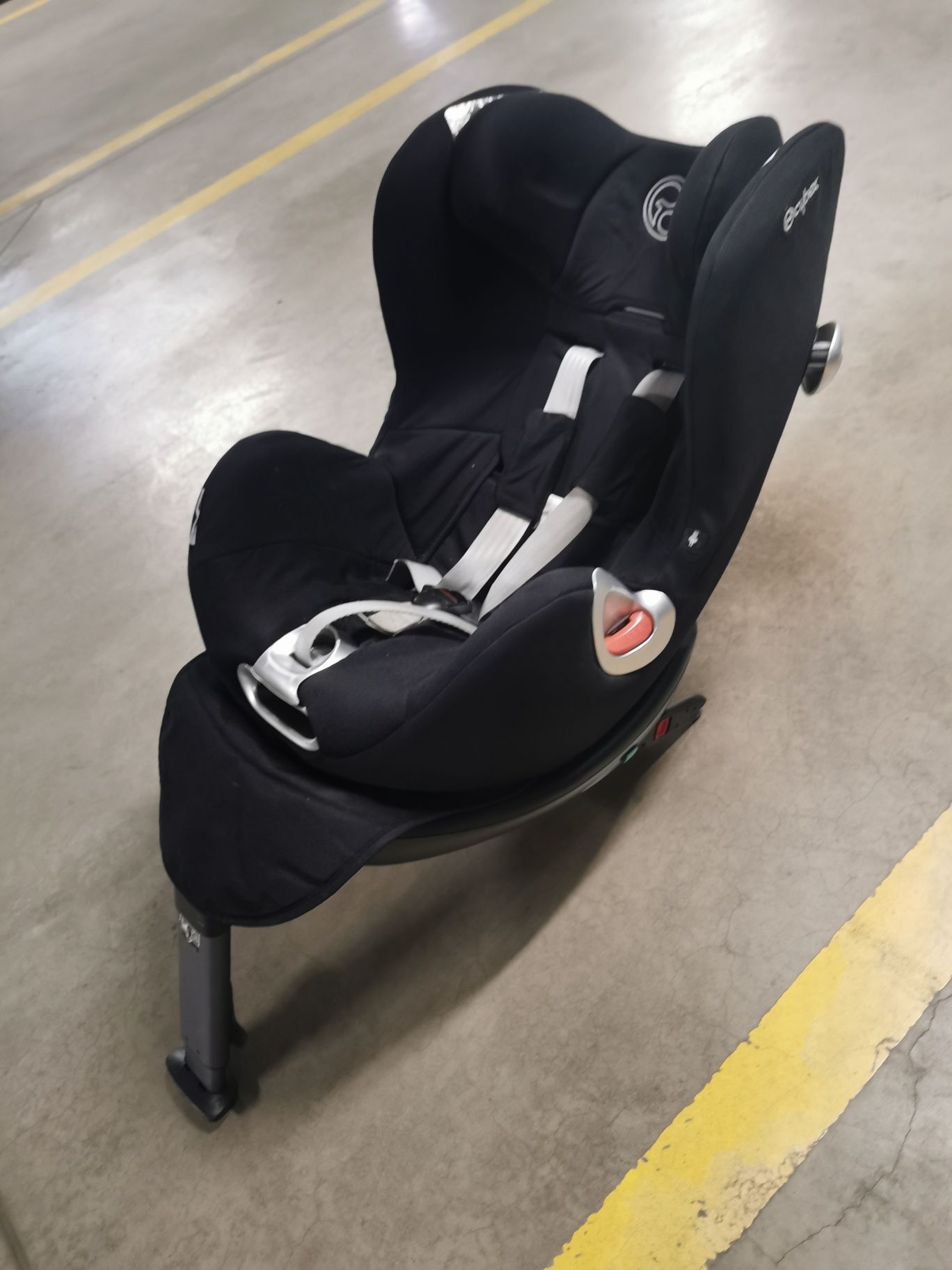 Fotelik dla dziecka cybex Sirona 360