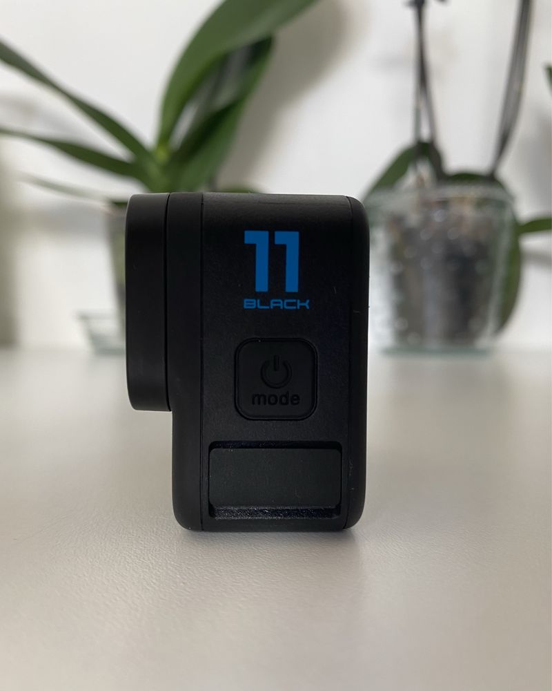 GoPro HERO11 c/ acessórios (utilizada apenas numa viagem)