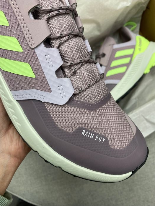 Оригінальні кросівки Adidas непромокаючі RAIN.RDY