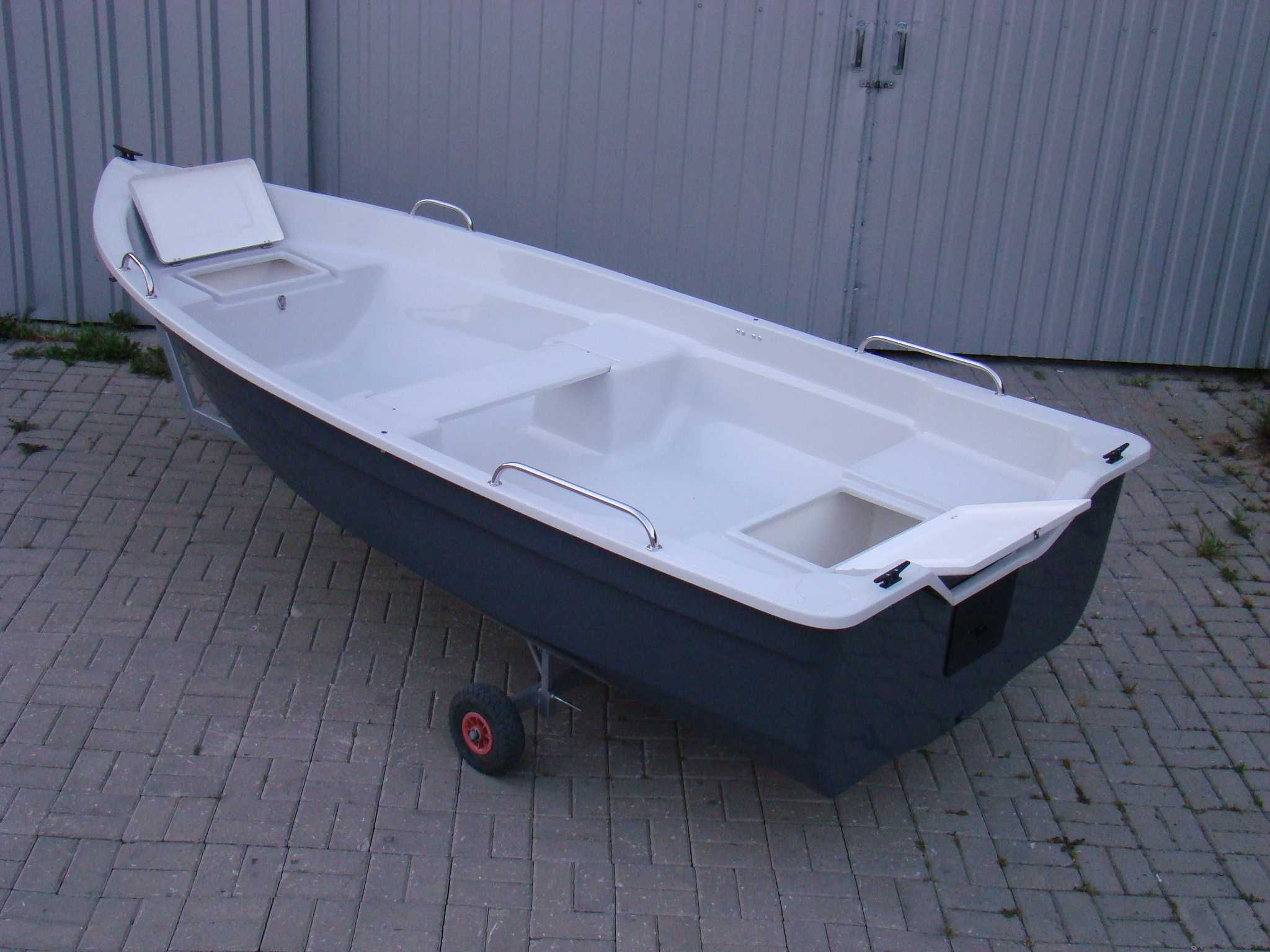 łódź wędkarska Iwa 390 z relingami